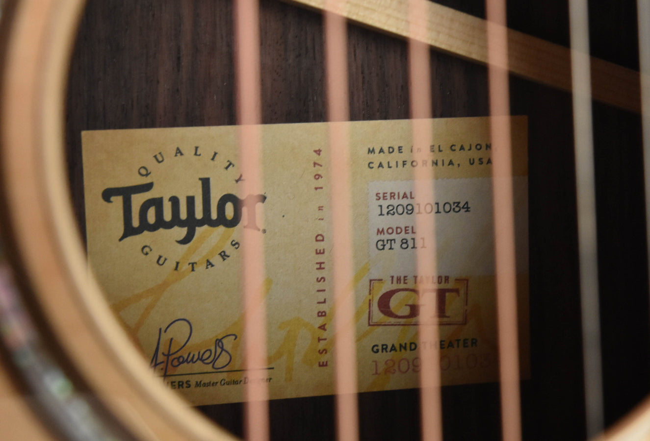 Taylor GT 811 Acoustic Guitar (no electronics)