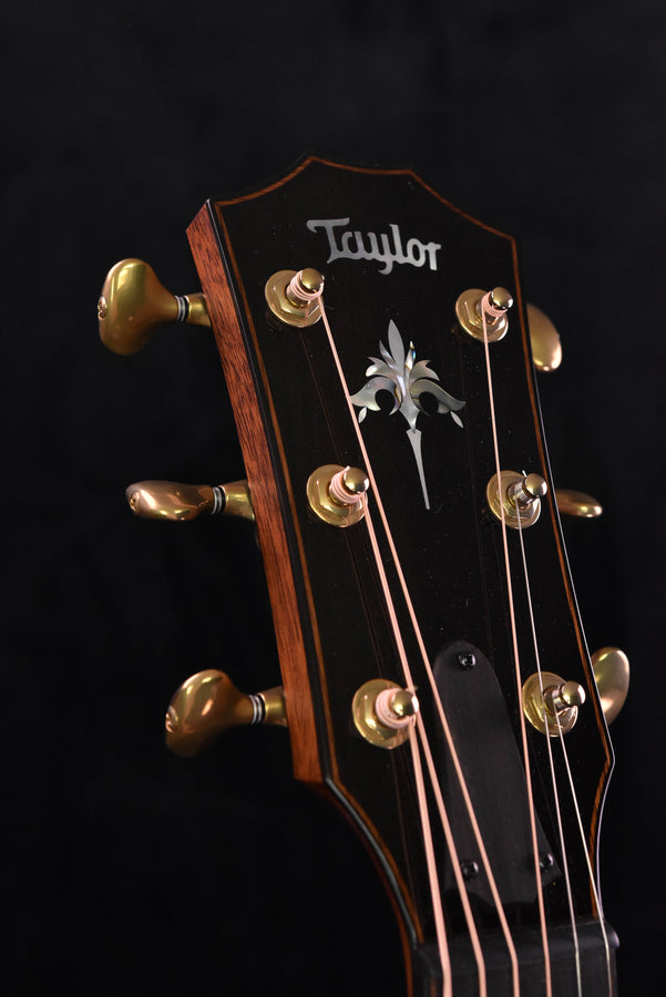 Taylor 912CE