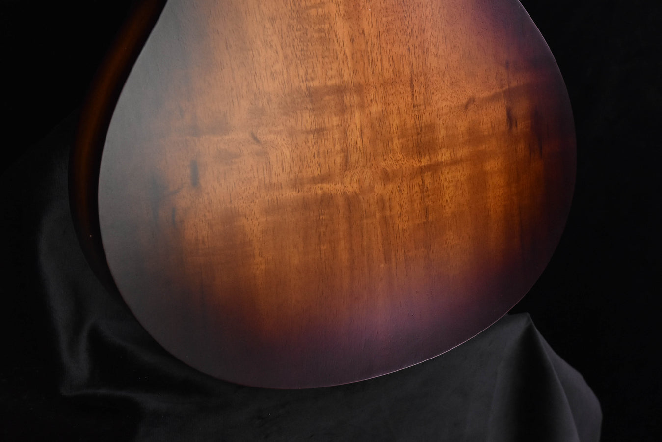 Taylor GS Mini-E Koa PLUS Shaded Edge Burst