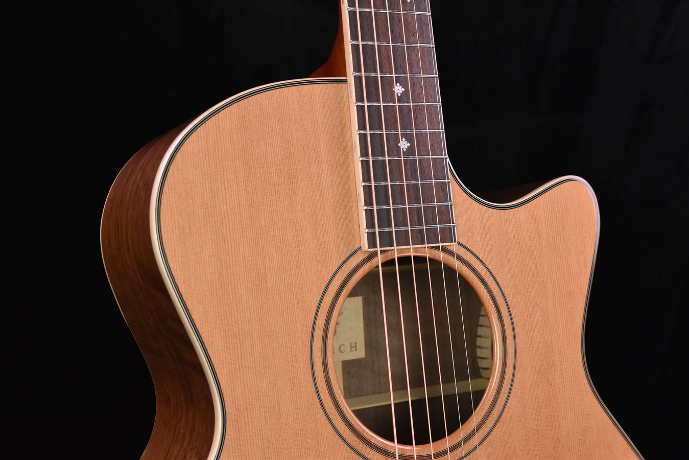 Furch Rainbow Grand Auditorium Cutaway Cedar/ Walnut Bevel Duo Maple Binding