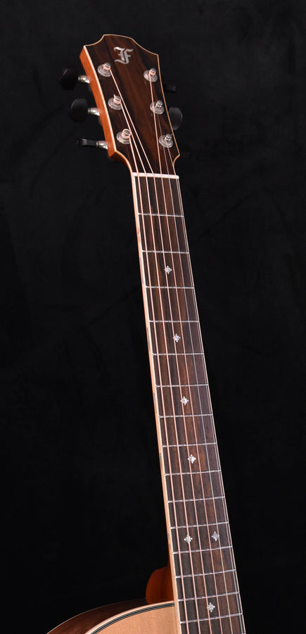 Furch Rainbow Grand Auditorium Cutaway Cedar/ Walnut Bevel Duo Maple Binding