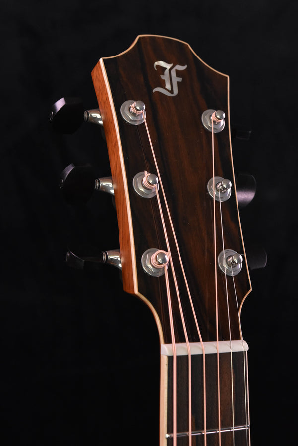 Furch Rainbow Grand Auditorium Cutaway Cedar/ Walnut Bevel Duo Maple Binding