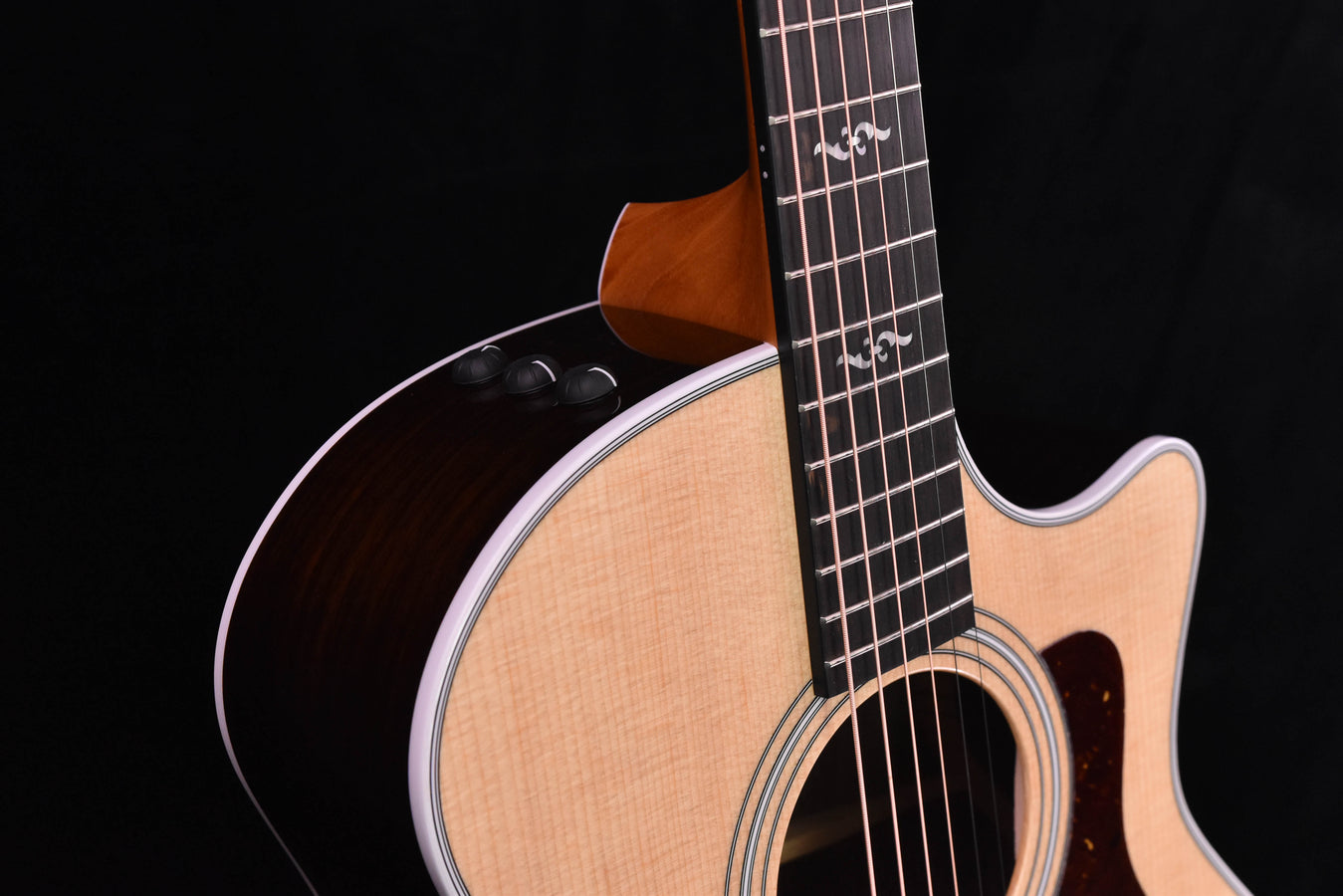 Taylor 414CE-R V Class