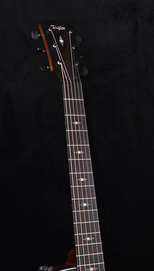 Taylor 324CE V Class