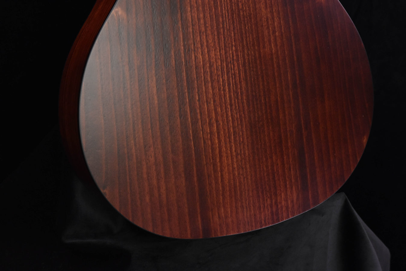 Taylor 324CE V Class