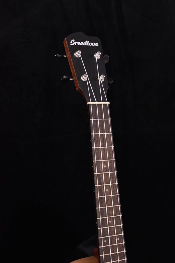 Breedlove Lu'au S Tenor Sweetgrass CE All Myrtlewood Ukulele