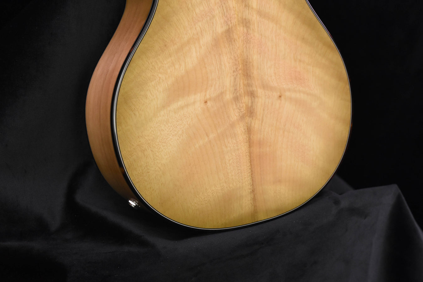 Breedlove Lu'au S Tenor Sweetgrass CE All Myrtlewood Ukulele