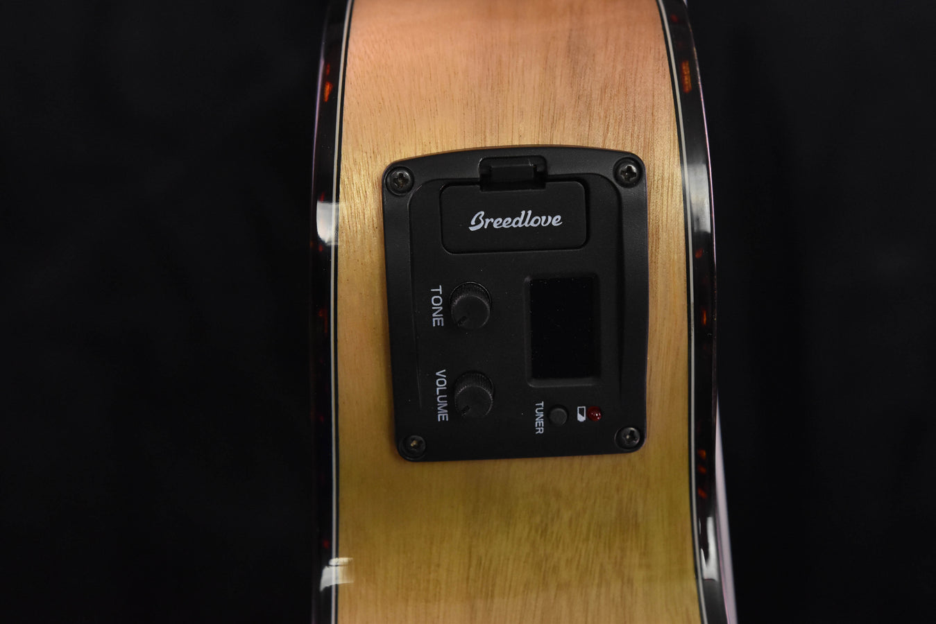 Breedlove Lu'au S Tenor Sweetgrass CE All Myrtlewood Ukulele