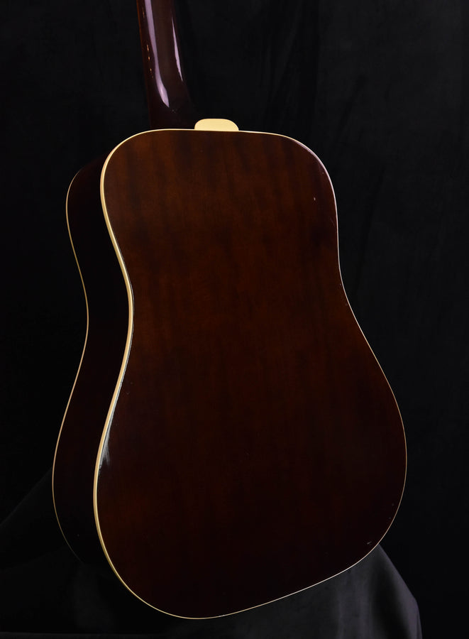 Used Guild D-40- 1978. Very Good Condition