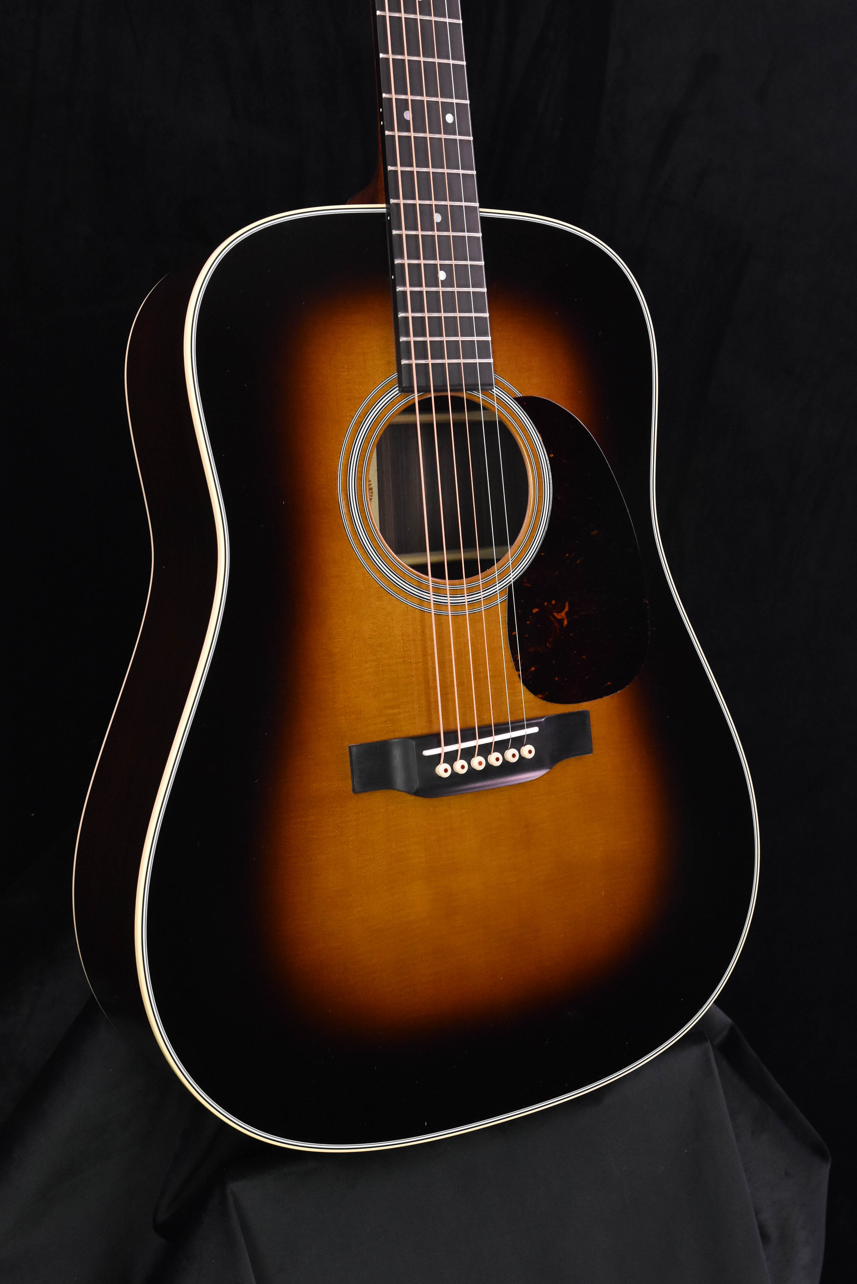 Martin d28 store sunburst