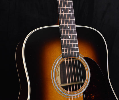 martin d-28 sunburst (1935 style sunburst)