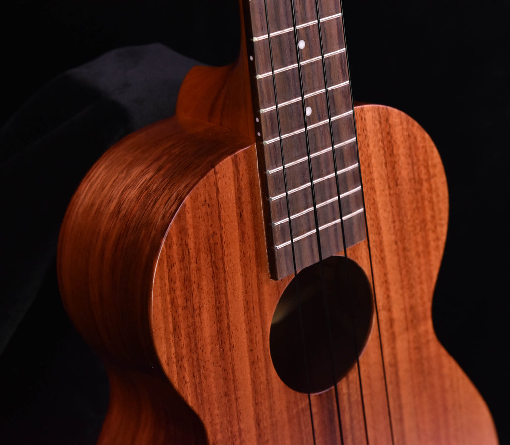 Kamaka HF-2 Concert Ukulele