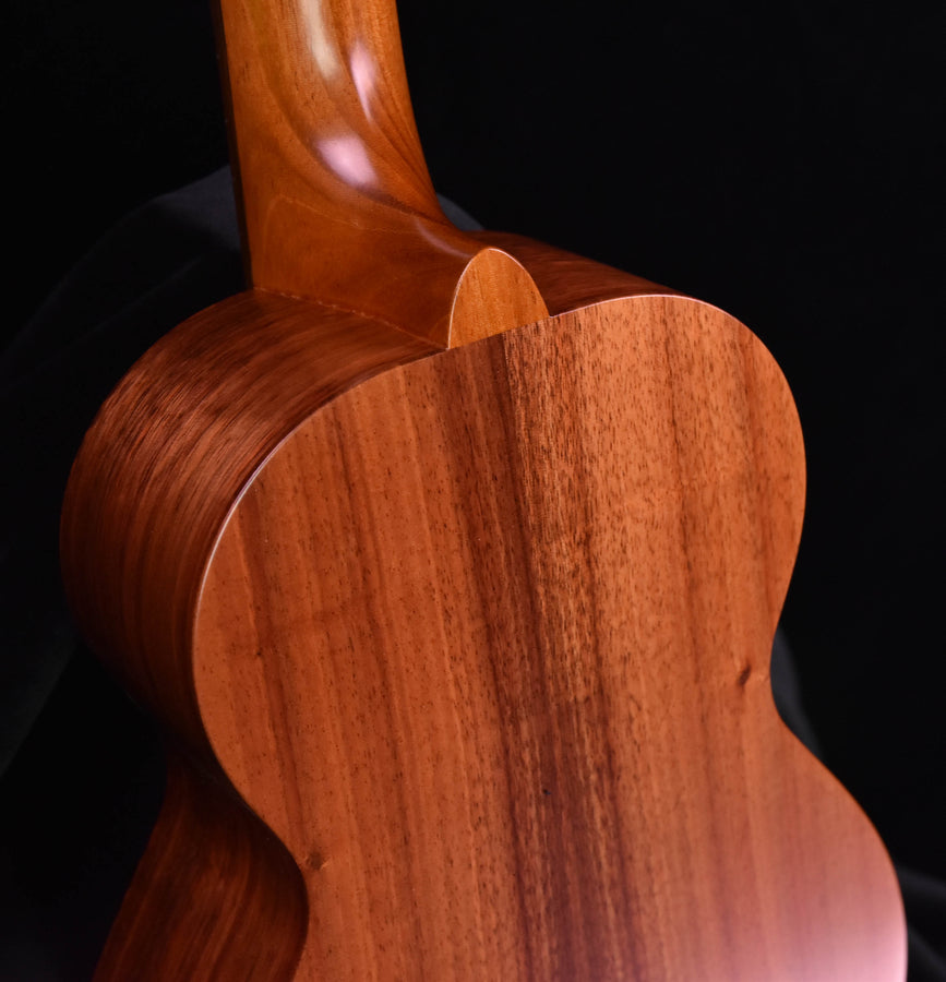 Kamaka HF-2 Concert Ukulele