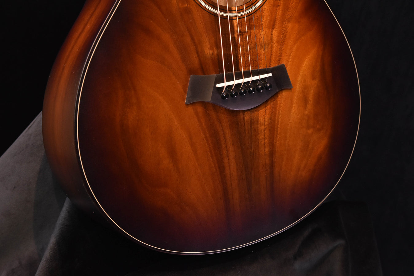 Taylor GS Mini-E Koa PLUS Shaded Edge Burst