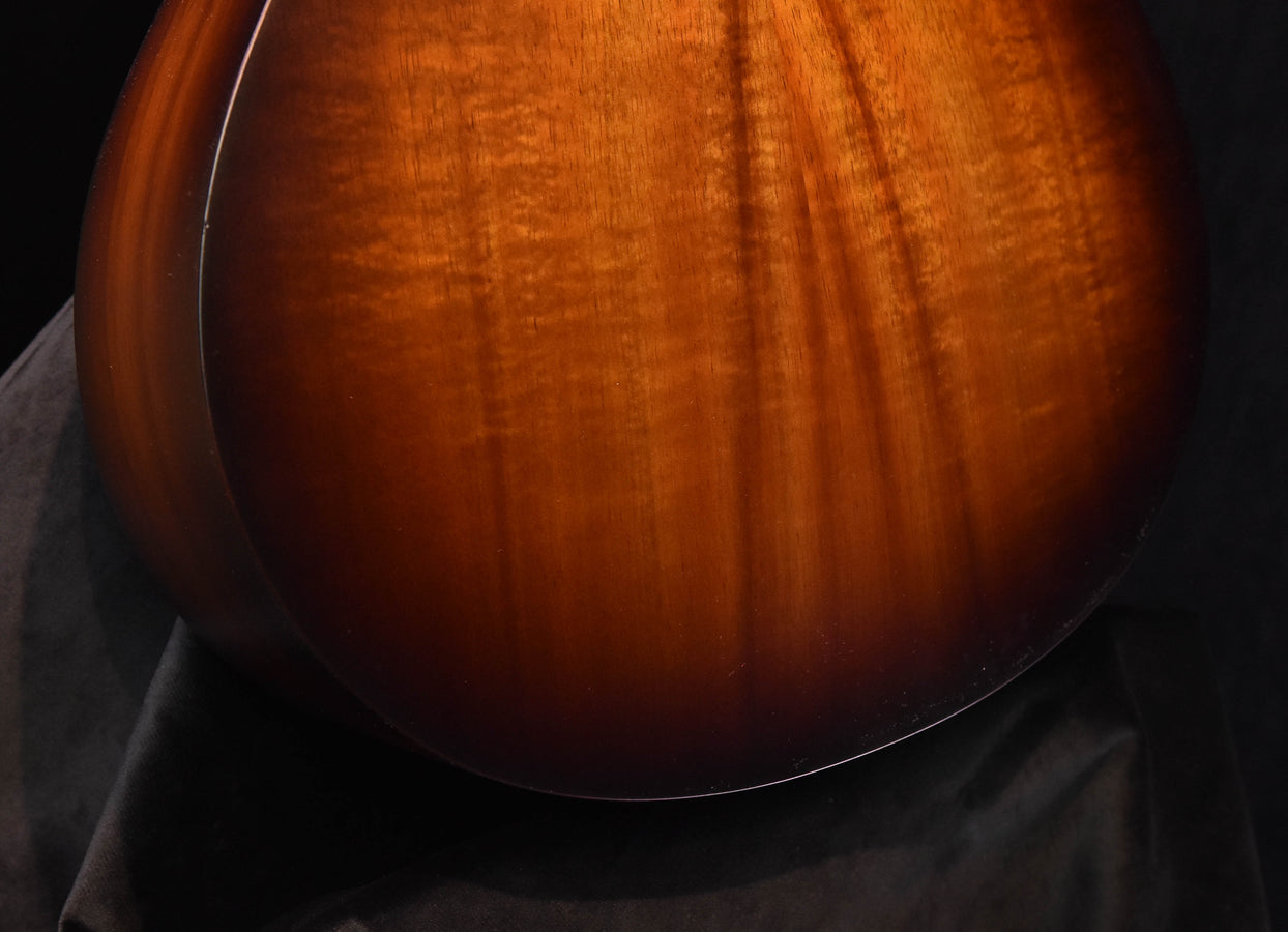 Taylor GS Mini-E Koa PLUS Shaded Edge Burst