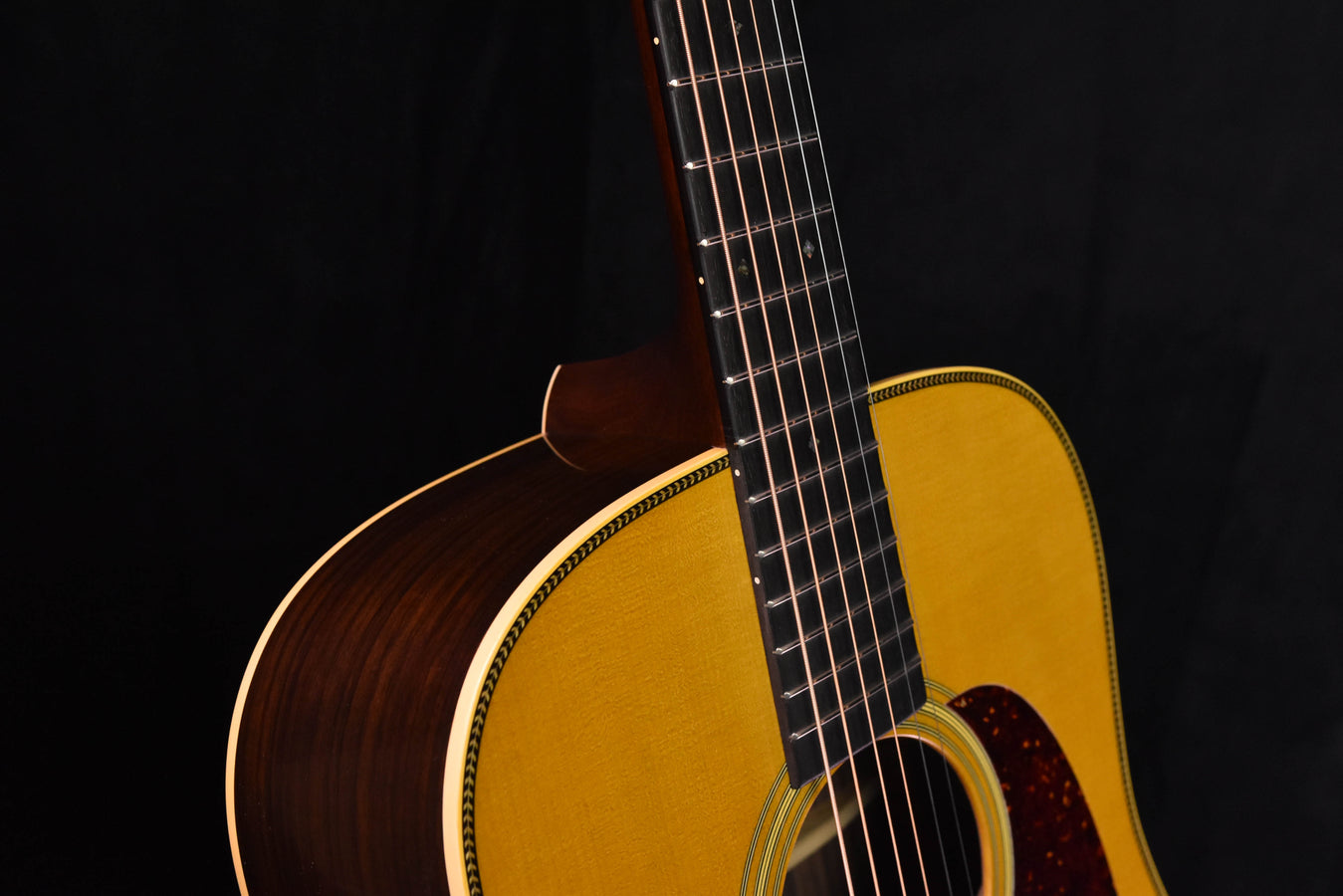 Martin D-28 "Authentic" Custom Shop Expert " 1937 Dreadnought Guitar with Stage 1 Aging CE-03