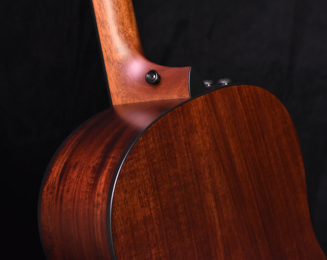 Taylor 327E Mahogany /Tasmanian Blackwood "Grand Pacific" Slope Shoulder Dreadnought Guitar