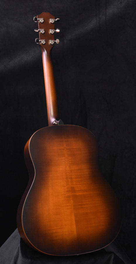 Taylor AD27e Flametop Big Leaf Maple Shaded Edgeburst ES2