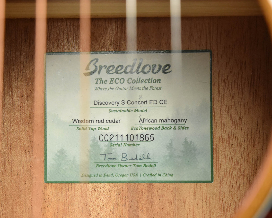 Breedlove Discovery S Concert Edgeburst CE Cedar/ Mahogany Guitar