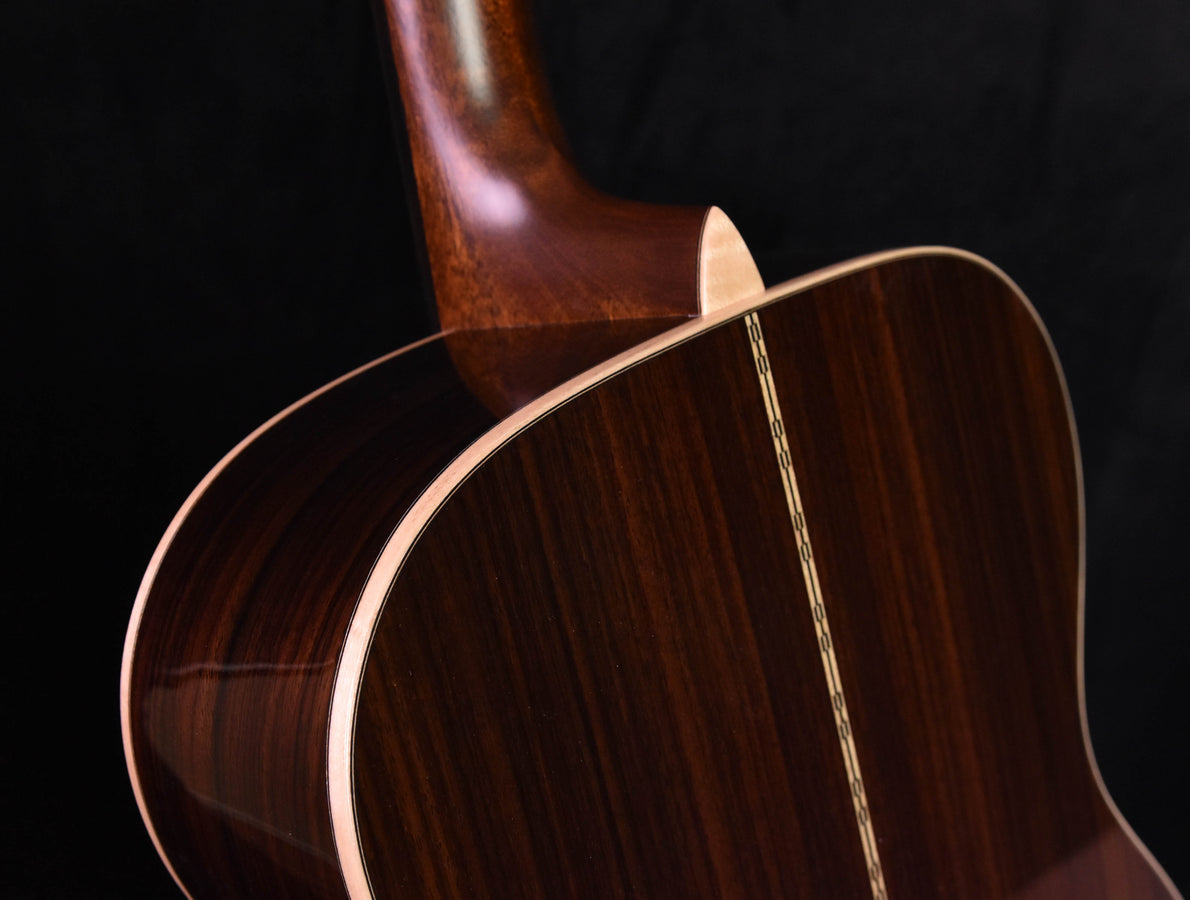 Martin 000-28 Brooke Ligertwood Signature 000-14 Fret Acoustic Guitar