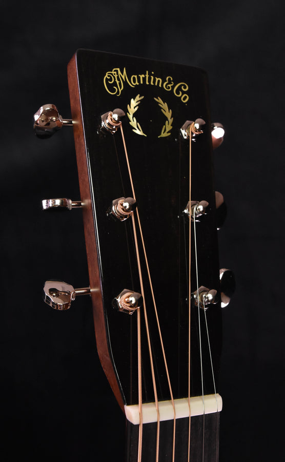 Martin 000-28 Brooke Ligertwood Signature 000-14 Fret Acoustic Guitar