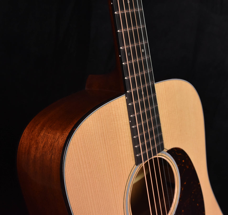 Martin D-18 Authentic 1939 VTS Dreadnought Guitar