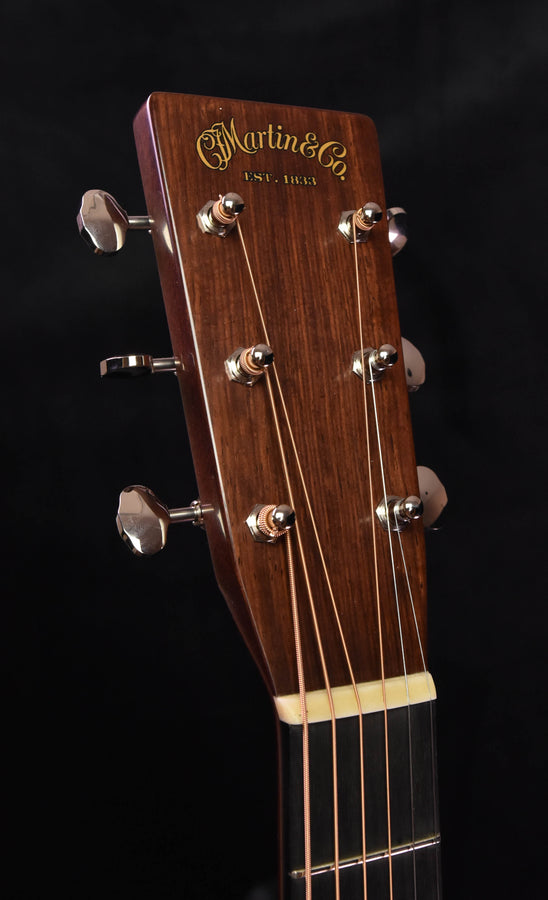 Martin D-18 Authentic 1939 VTS Dreadnought Guitar