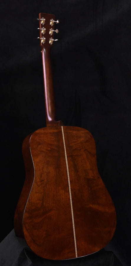 Quilt mahogany dreadnought guitar body with dark center seam and glossy finish
