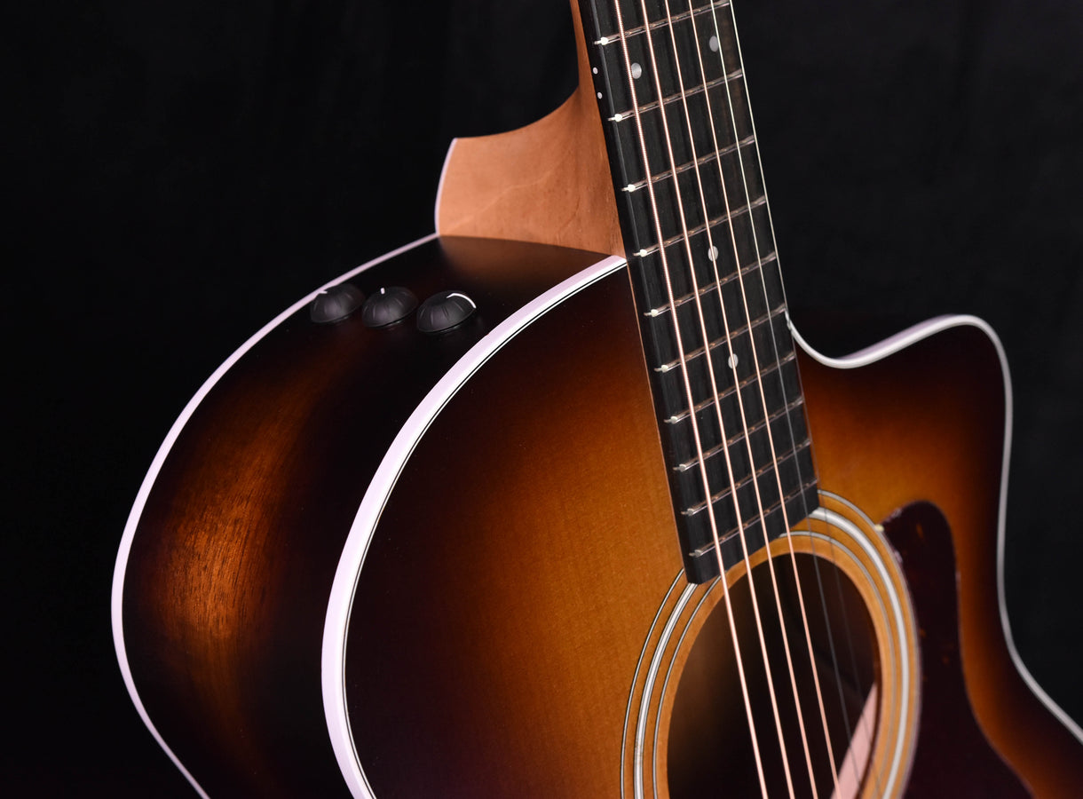 Taylor 214CE-K SB  Sunburst- Full body Edge Burst