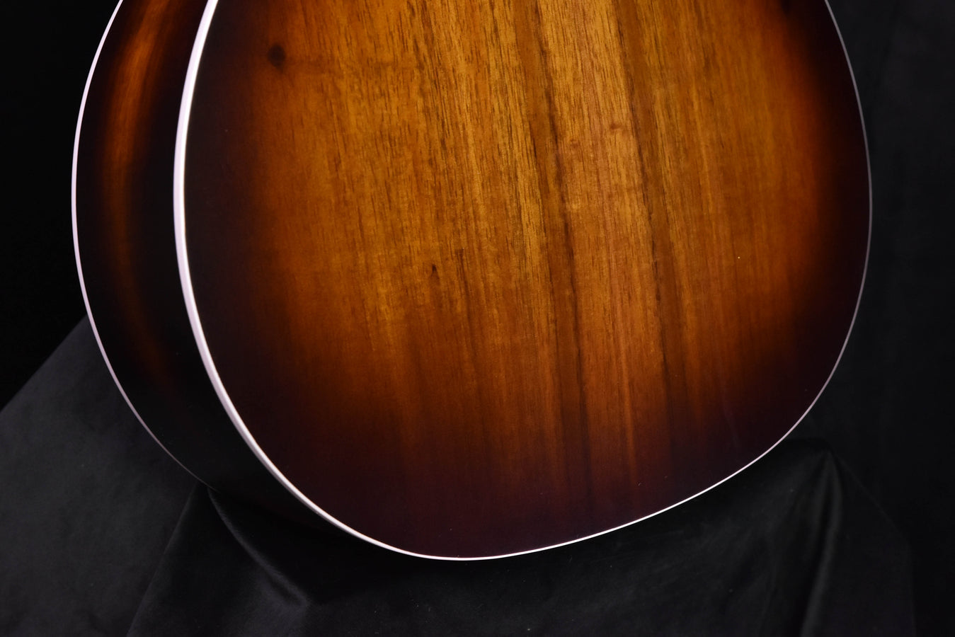 Taylor 214CE-K SB  Sunburst- Full body Edge Burst