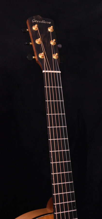 Used Breedlove Oregon Concertina CE Red Cedar/ Myrtlewood LTD Edition