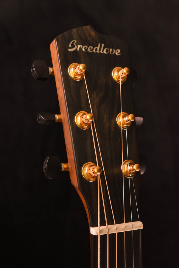 Used Breedlove Oregon Concertina CE Red Cedar/ Myrtlewood LTD Edition