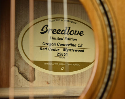 used breedlove oregon concertina ce red cedar/ myrtlewood ltd edition