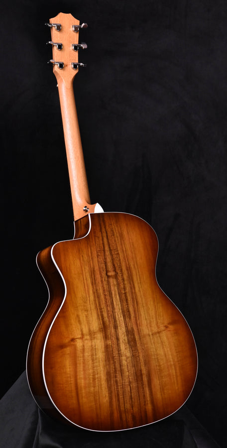 214 CE-K SB acoustic guitar, glossy natural-to-brown sunburst body with cream binding