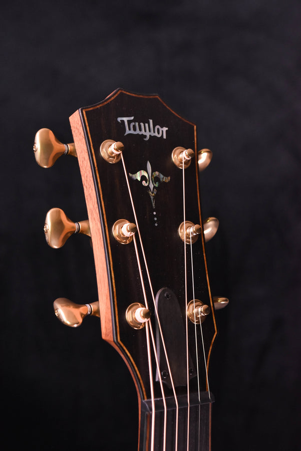 Taylor 912CE Builder's Edition Natural-  V Class Cutaway Guitar