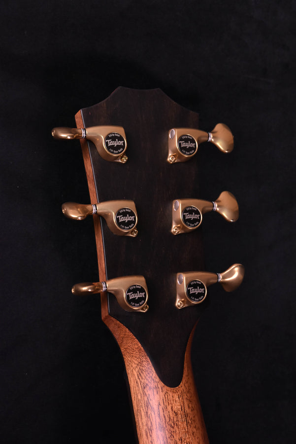 Taylor 912CE Builder's Edition Natural-  V Class Cutaway Guitar