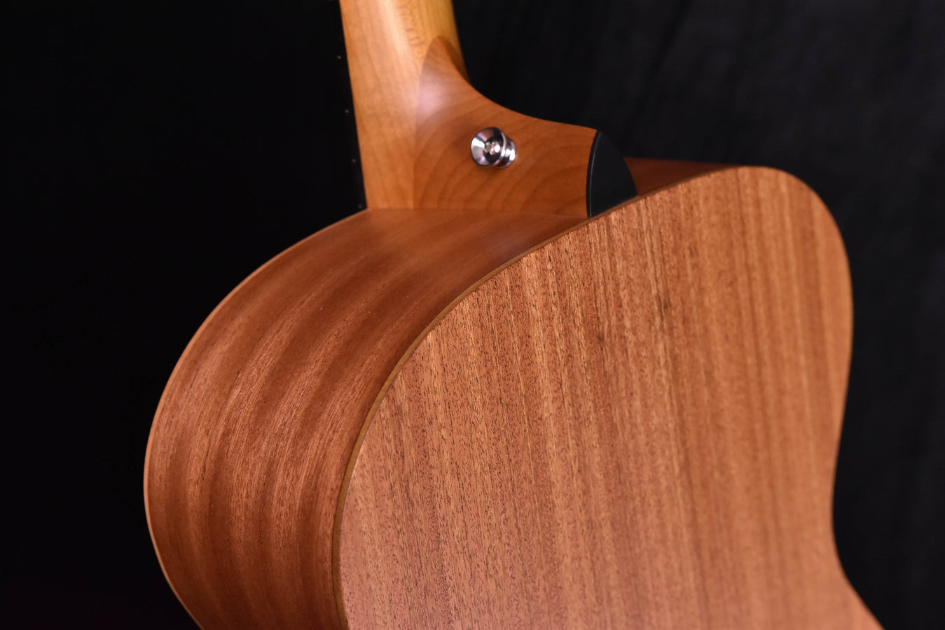 Taylor Academy 12E acoustic guitar body joint and tuning hardware
