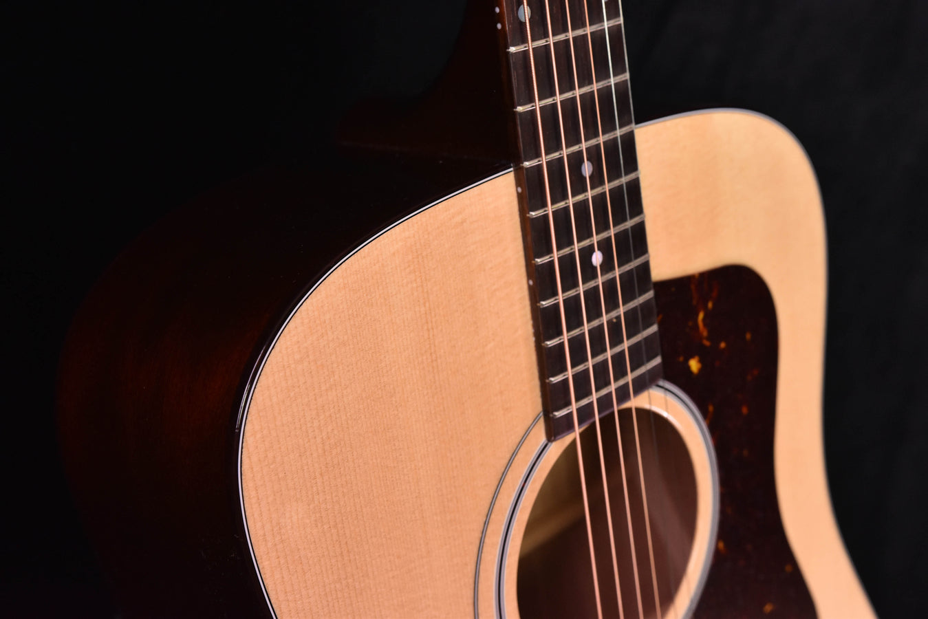 Guild D-40 dreadnought guitar headstock and neck with rosette detail