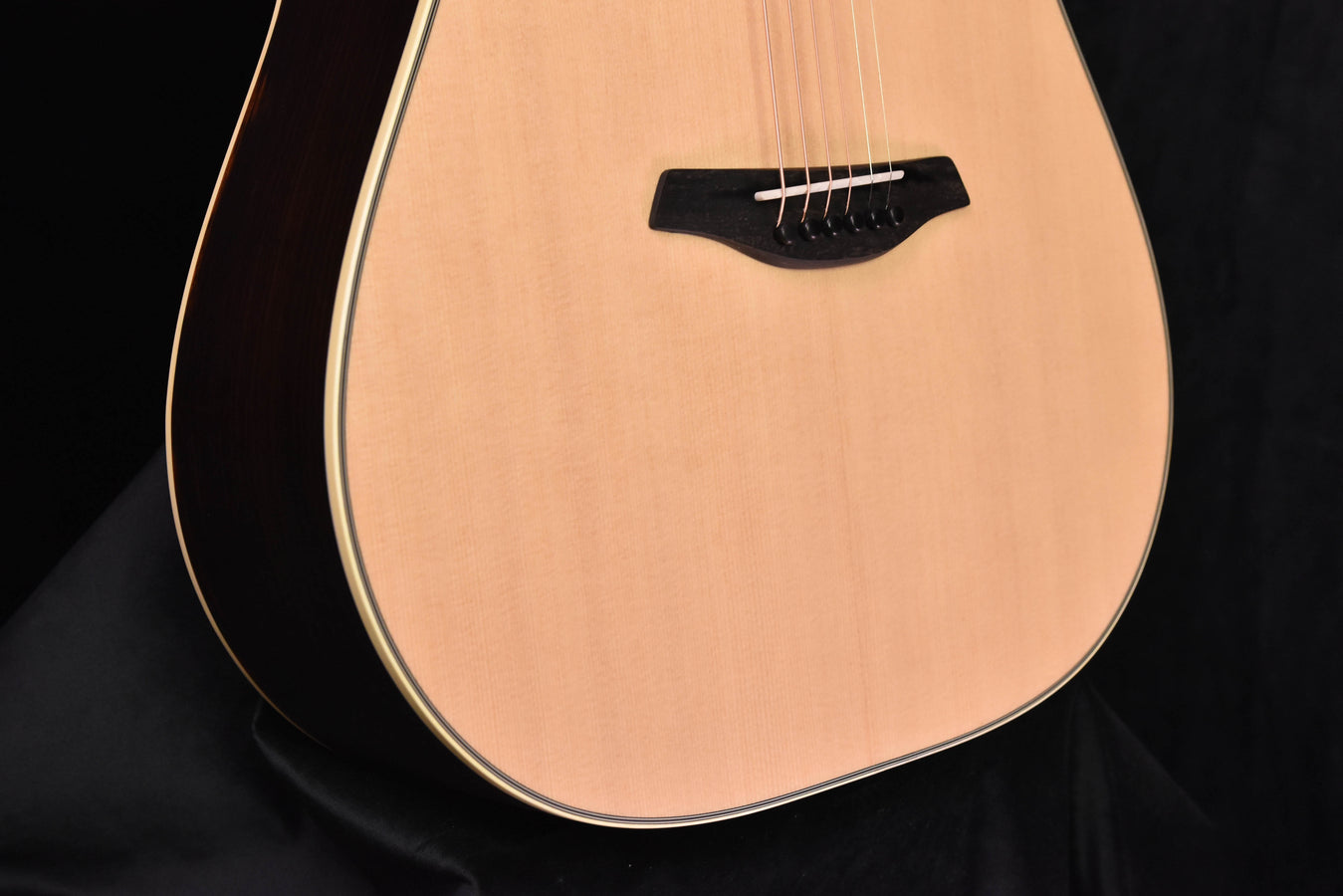 Furch Master's Choice Green Dreadnought Guitar with  DC-SR LR Baggs SPE Pickup