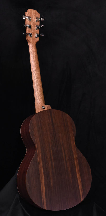 Sheeran Tour Edition W Body Size Sitka Spruce/ Indian Rosewood LR Baggs EAS VTC Pickup