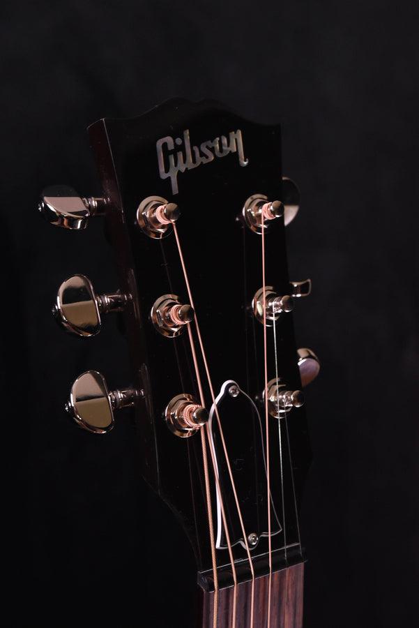Gibson J-45 Standard Vintage Sunburst
