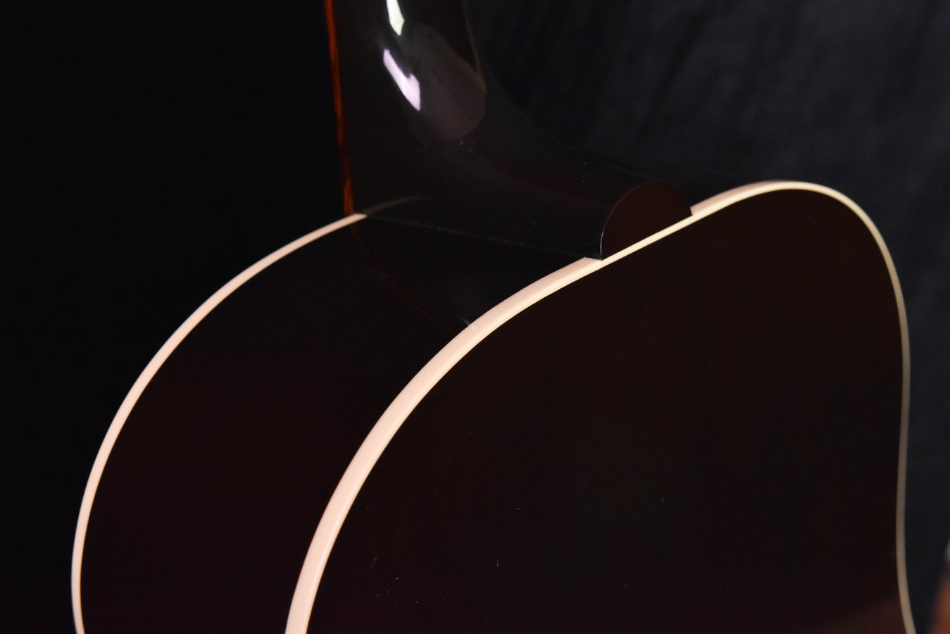 Gibson J-45 Standard Vintage Sunburst