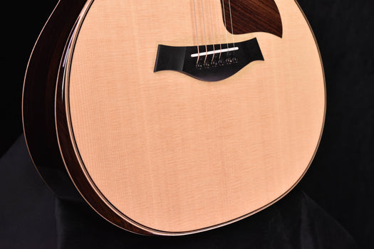 taylor 814ce cutaway guitar