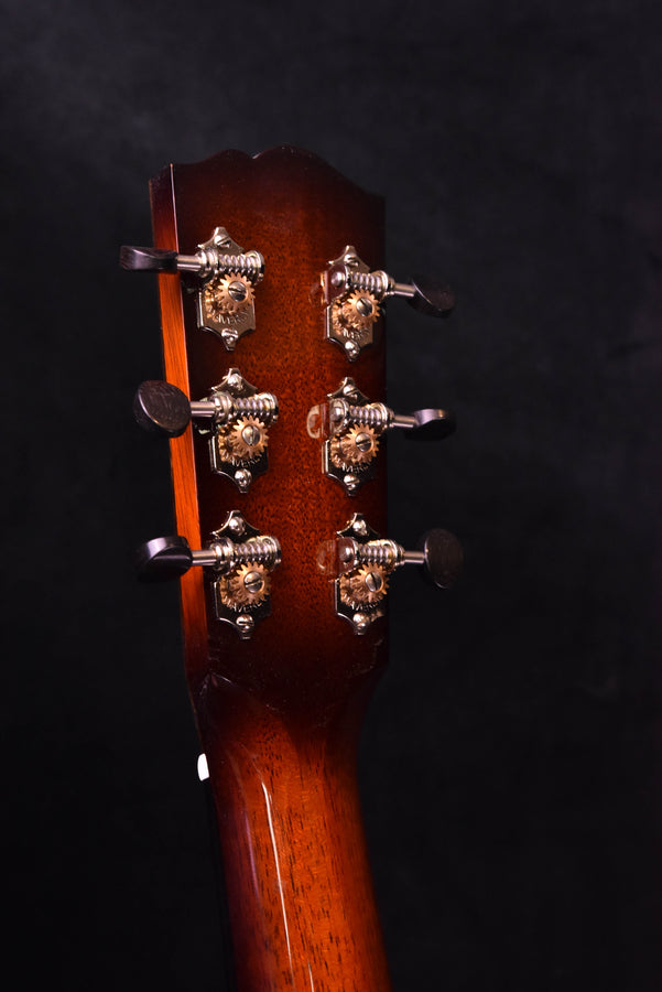 Gitarrenkopf mit vier Mechaniken pro Seite, dunkles Sunburst-Holz