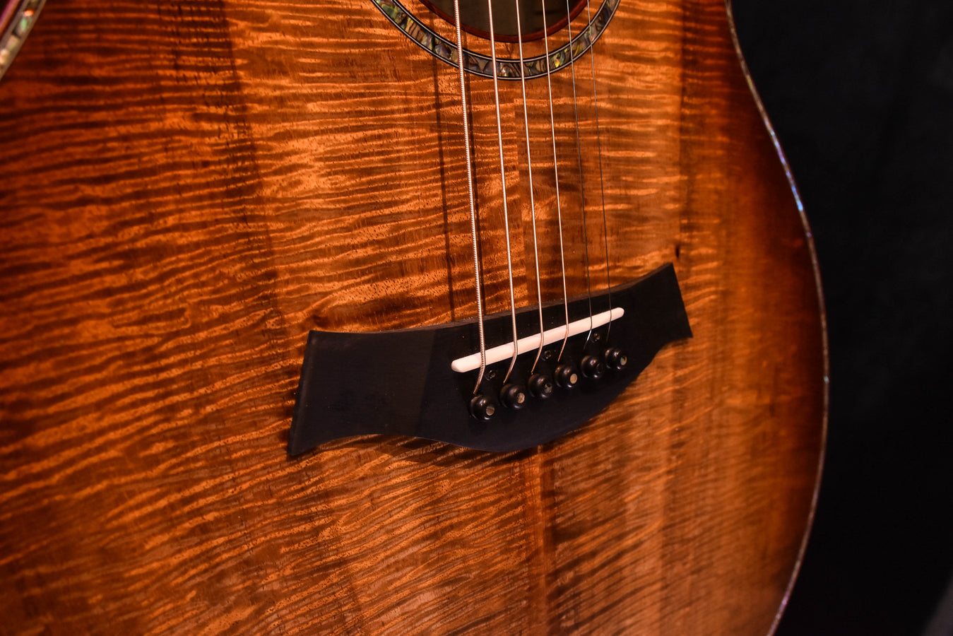 Taylor Custom GA Cutaway All Master Grade Koa Acoustic Electric Guitar