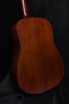 martin d-18 authentic 1939 aged dreadnought acoustic guitar