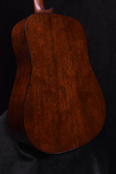 martin d-18 dreadnought acoustic guitar