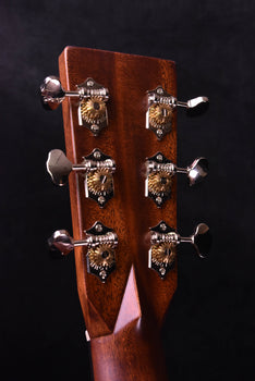 martin hd-28 acoustic dreadnought acoustic guitar