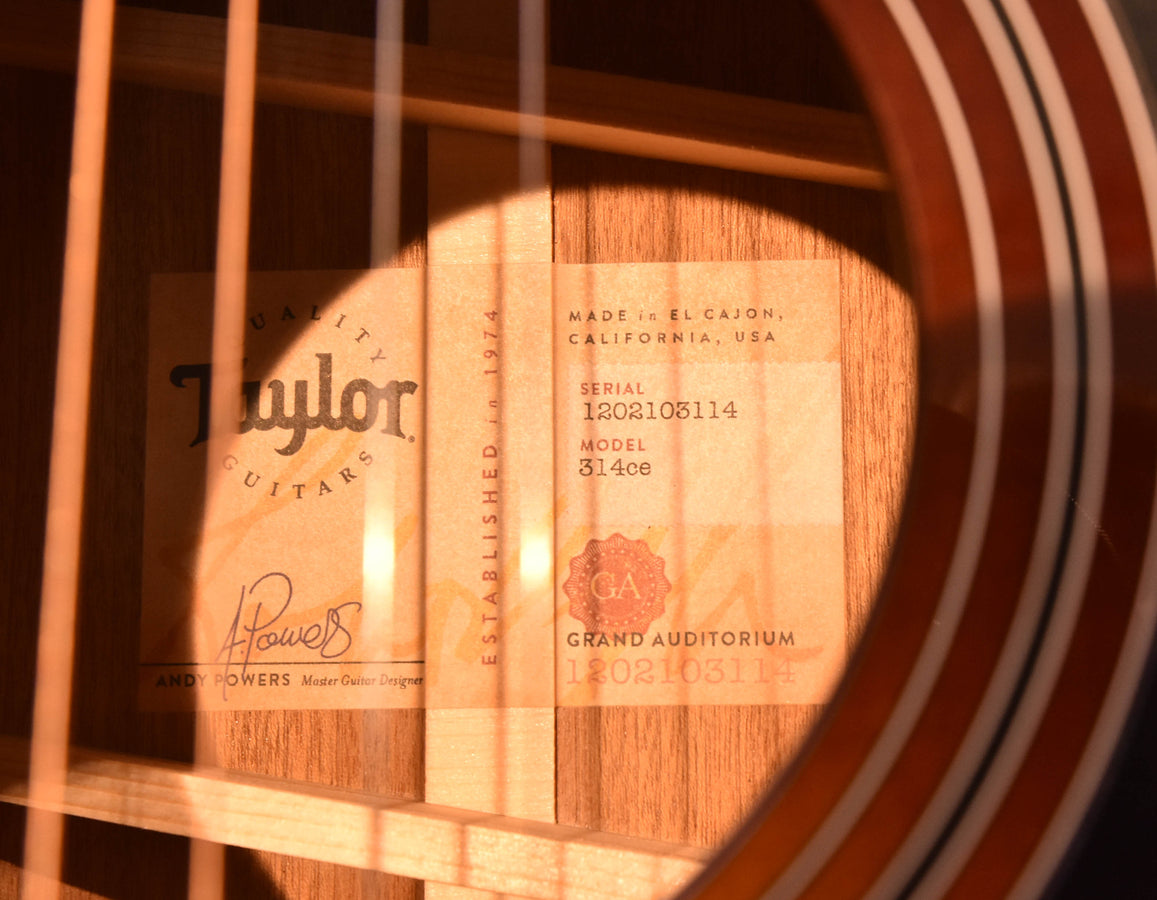 Used Taylor 314 CE TSB Tobacco Sunburst Cutaway Acoustic Electric Guitar- 2013 Build. Mint Condition!