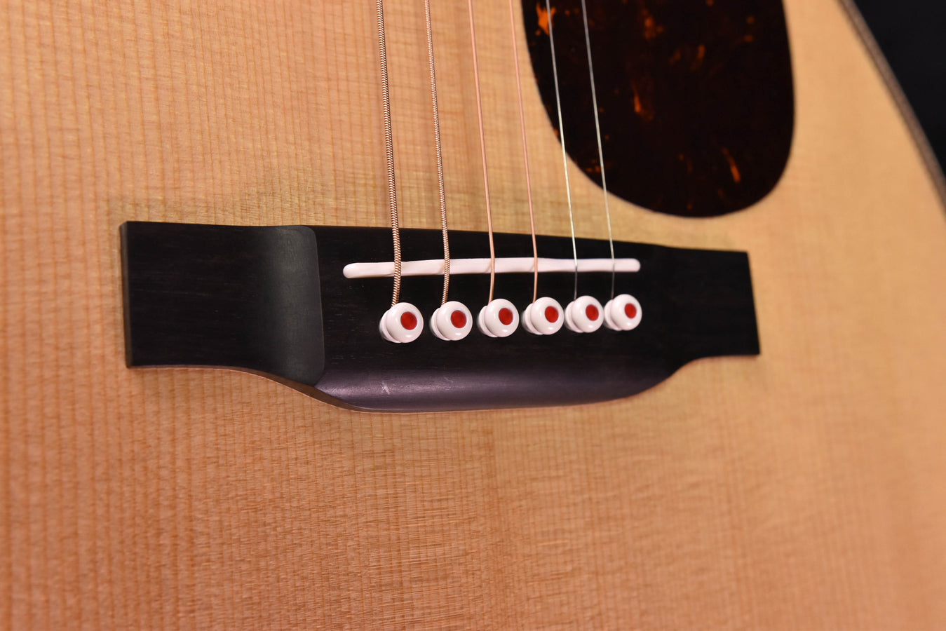 Martin 00-28 Modern deluxe Acoustic Guitar